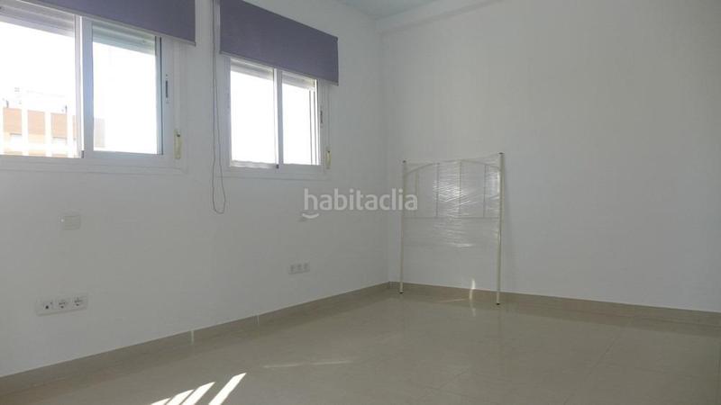 Foto 59deb9f7-58b2-4df3-bfd8-8aa60a3e77d0. Flat with heating in La Oliva Sevilla