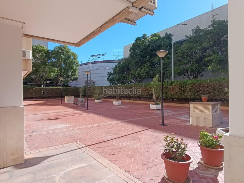 Foto 3ac99c8b-56db-434e-99e0-b890af563b3a. Flat with heating parking in La Buhaira Sevilla