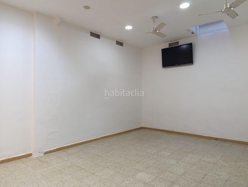 Foto 846b0980-c3d9-4787-84e8-9a19960c12c2. Local comercial a El Cerro Sevilla