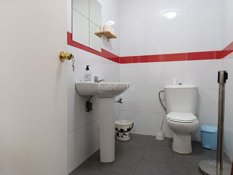 Foto b64da89c-47bb-46d4-ace4-793c04c7527a. Local comercial a El Cerro Sevilla