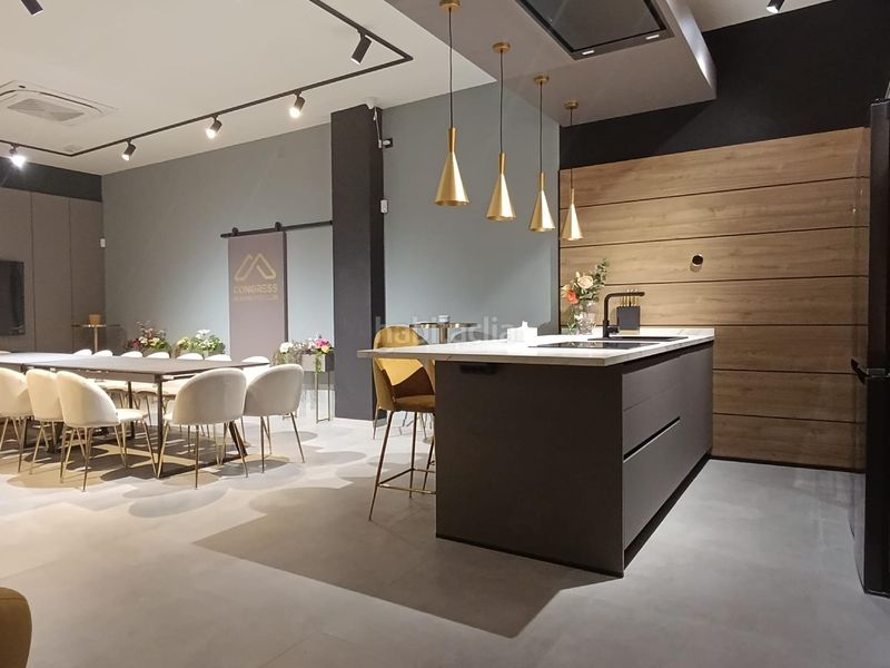 Foto 2a897b51-26c9-43cb-900c-a025adb666cc. Local comercial a Parque Alcosa Sevilla