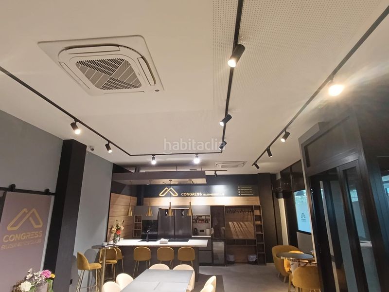 Foto 4bfd4df0-6cd1-4aec-9d0a-29ea021144d4. Local comercial a Parque Alcosa Sevilla