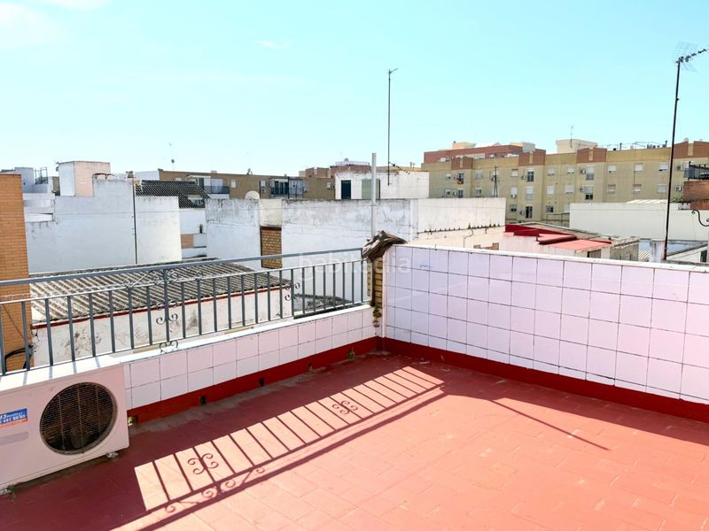 Foto 456d32bf-b4fc-4fa9-b9f9-be8bd97f8e32. Casa adossada amb aparcament a Centro - Barriada Mallorca Camas