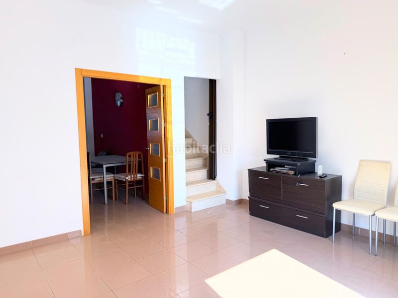 Foto 5dc90f18-71be-4b4b-81de-926f6e495365. Casa adossada amb aparcament a Centro - Barriada Mallorca Camas