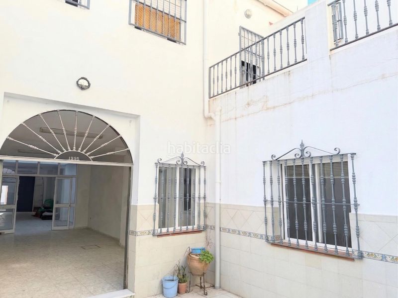 Foto 70897ffe-6fa6-44b7-9119-abce1cd4626b. Casa adossada amb aparcament a Centro - Barriada Mallorca Camas