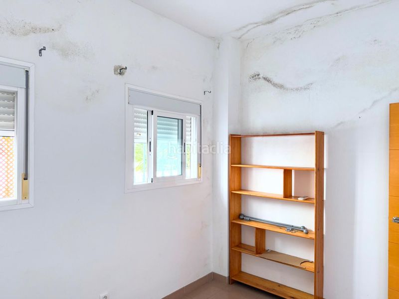 Foto a6158c3c-efe0-465f-a6f7-9b51e4e7b744. Casa adossada amb aparcament a Centro - Barriada Mallorca Camas