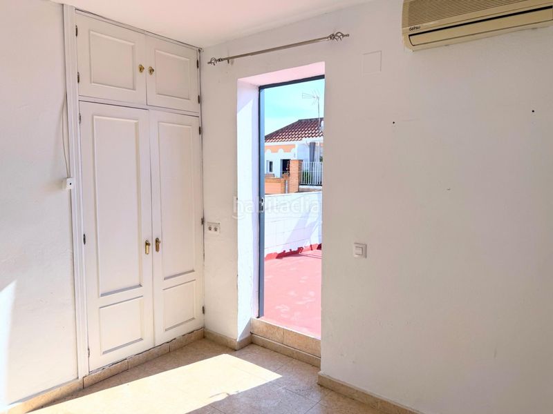 Foto a7d6cca0-acf4-46c1-8dcb-336d2ad72475. Casa adossada amb aparcament a Centro - Barriada Mallorca Camas