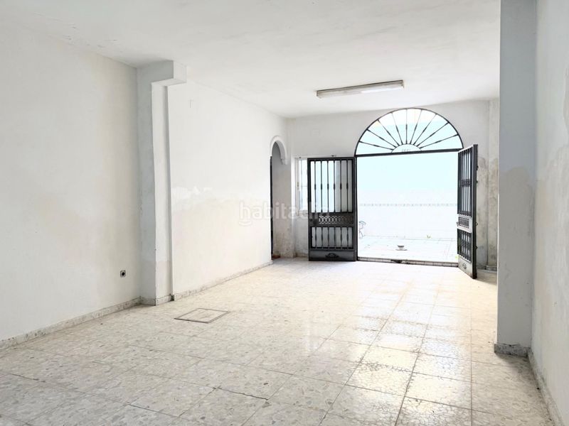 Foto d4295657-b7e0-463b-95d9-c192a258076e. Casa adossada amb aparcament a Centro - Barriada Mallorca Camas