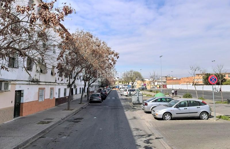 Foto 1b2f7e04-b3ed-4f17-b394-4ea2a47d2461. Pis amb calefacció a Torreblanca Sevilla
