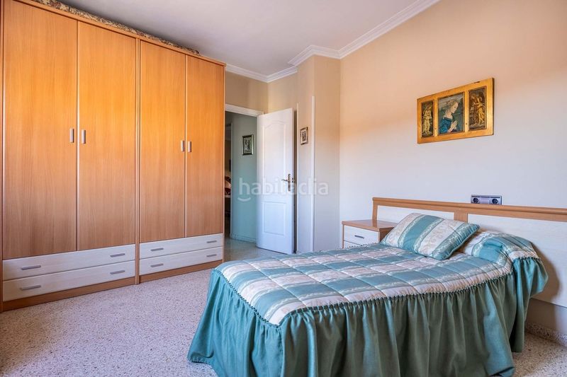 Foto da803f23-7b45-407e-924e-4de57ea9e859. Casa adossada amb aparcament a Avenida de Europa Montequinto