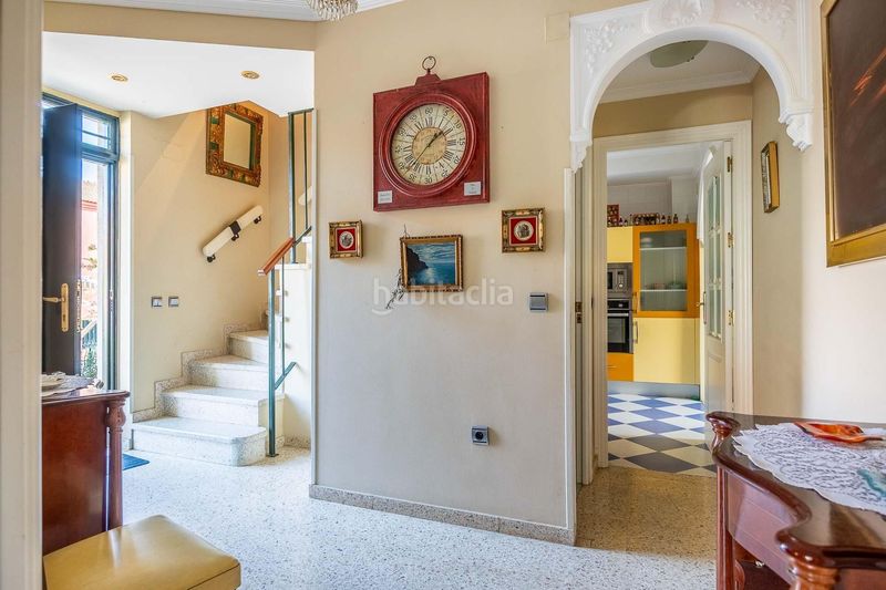 Foto efcad5ba-97c6-4ff4-9f3a-31e230502f5a. Casa adossada amb aparcament a Avenida de Europa Montequinto