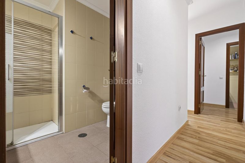 Foto 02d4eaec-4a38-4867-95de-7136de8a9f3e. Pis amb aparcament piscina a Sta. Aurelia - Cantábrico - Atlàntico - La Romería Sevilla