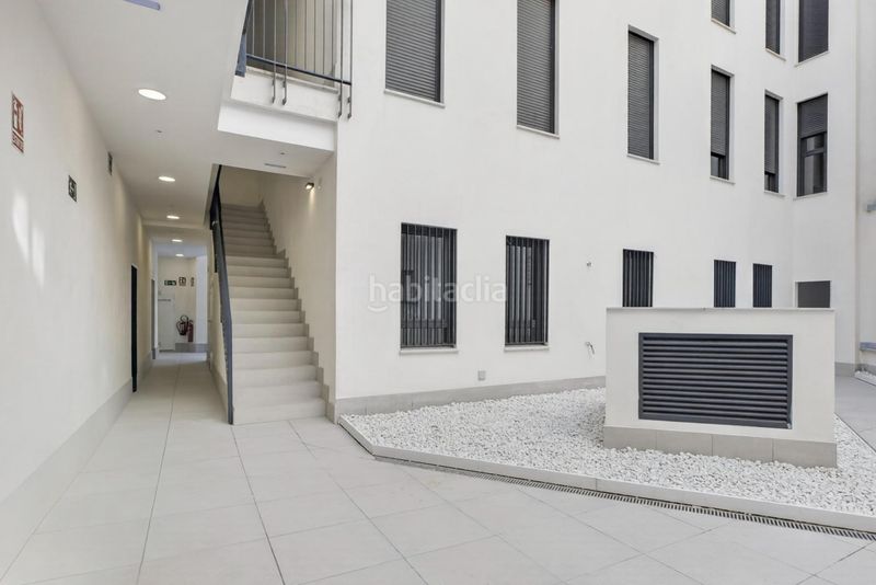Foto abacac27-7869-45ea-b56e-0d2ab9437072. Planta baixa amb piscina a Triana Casco Antiguo Sevilla