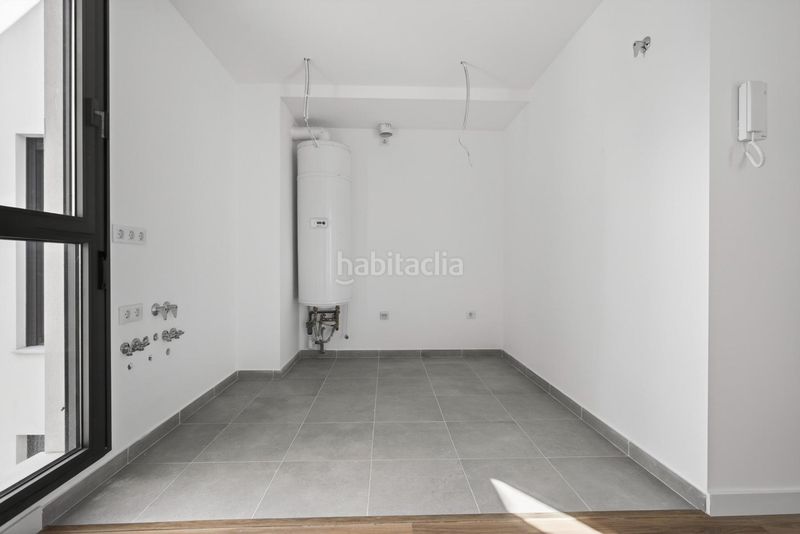 Foto f0296db3-2336-41ea-ab4d-addf46dd55b5. Dúplex amb piscina a Triana Casco Antiguo Sevilla