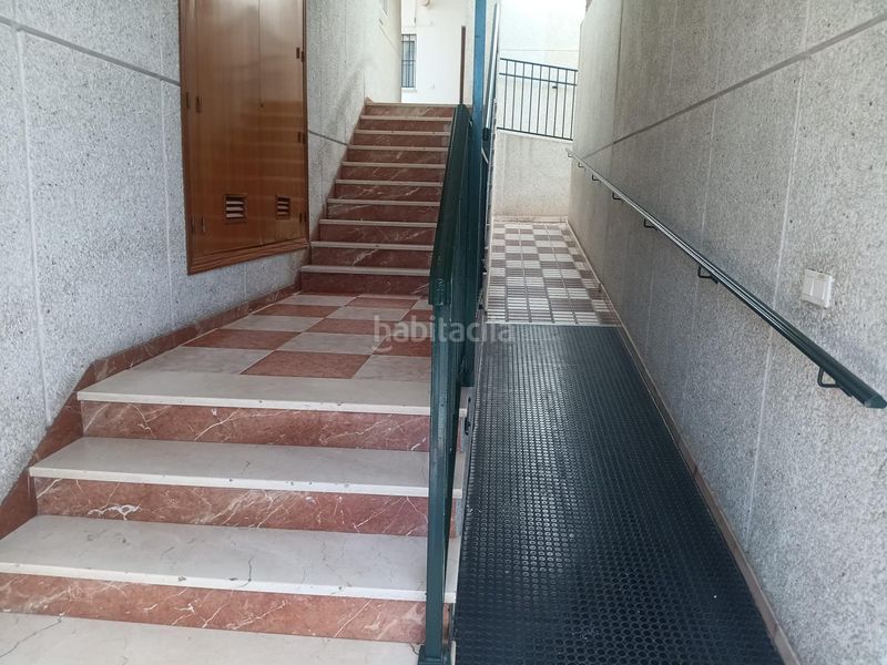 Foto adb845e3-1969-407f-9418-e618ac263b19. Casa amb aparcament a Bellavista Sevilla