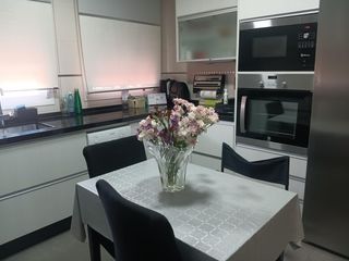 Casa  Calle ambrosio de la cuesta. Fantastico piso duplex en bellavista!!!