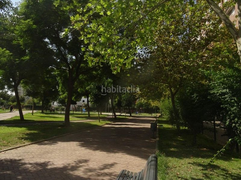 Foto 41f04205-ae64-4355-90ef-2d088149331a. Pis amb calefacció aparcament piscina a Santa Clara Sevilla