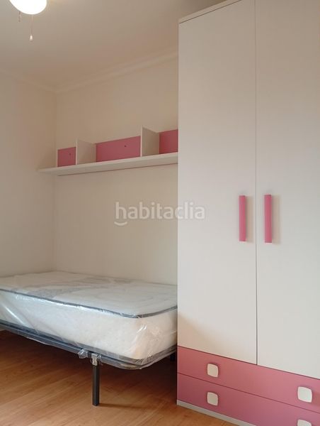 Foto c871778b-6a8a-4e8b-a569-42744936a4ef. Rent flat in Juan XXIII - Rochelambert Sevilla