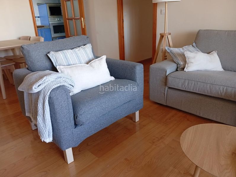 Foto f9e631a4-5043-4859-a166-780611e0b3be. Rent flat in Juan XXIII - Rochelambert Sevilla