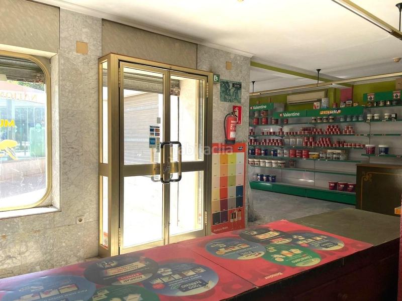 Foto 263e30a1-0ace-4c0b-aad6-22a8b1e72aa4. Local comercial  en venta en avda. de los gavilanes ubicación estratégica en rochelambert en Sevilla