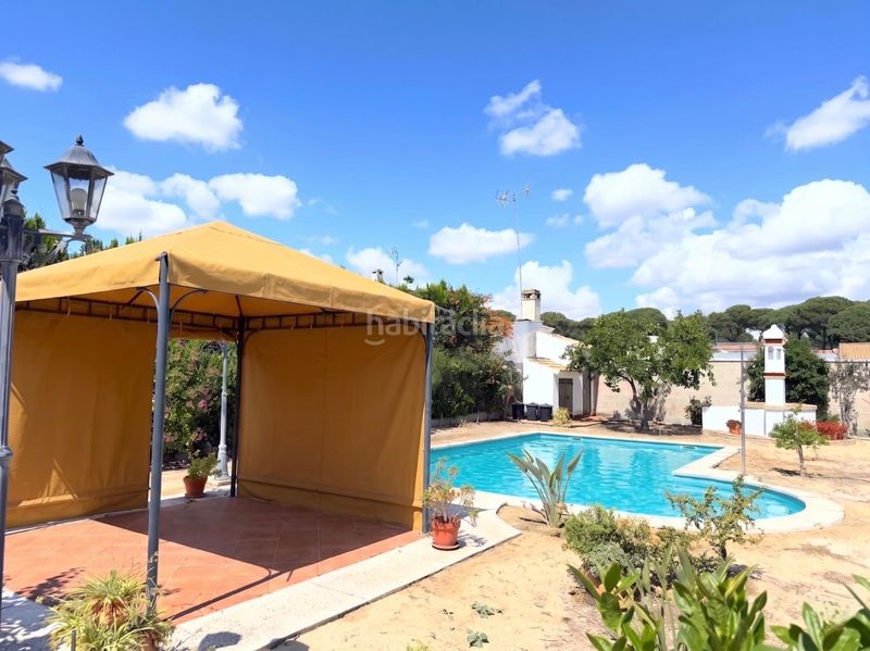 Foto 2bf26959-9651-408f-933d-01161236811f. Casa amb calefacció aparcament piscina a Hinojos
