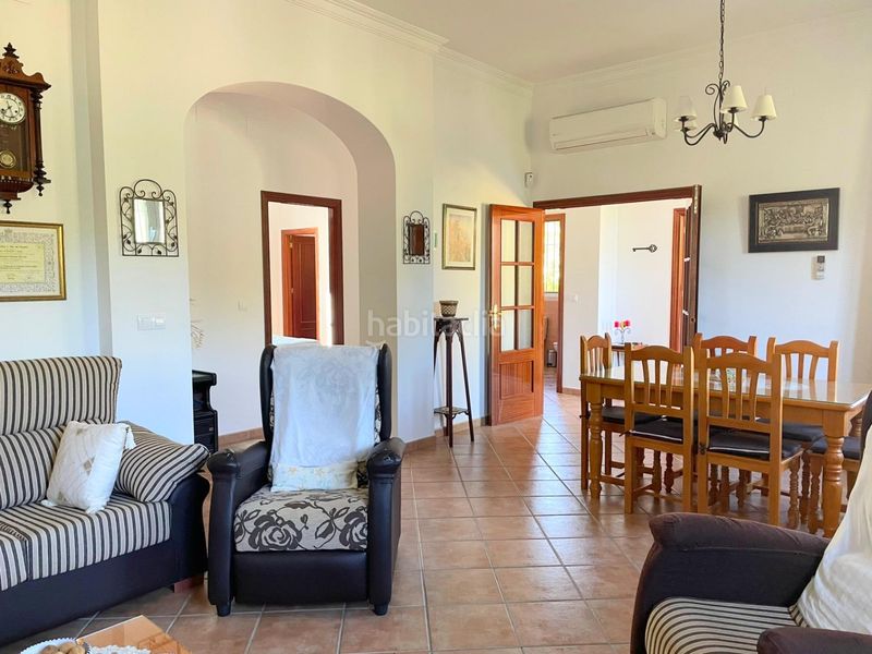 Foto 9f4a1796-dd38-4e37-8d68-a72b12e021c2. Casa amb calefacció aparcament piscina a Hinojos