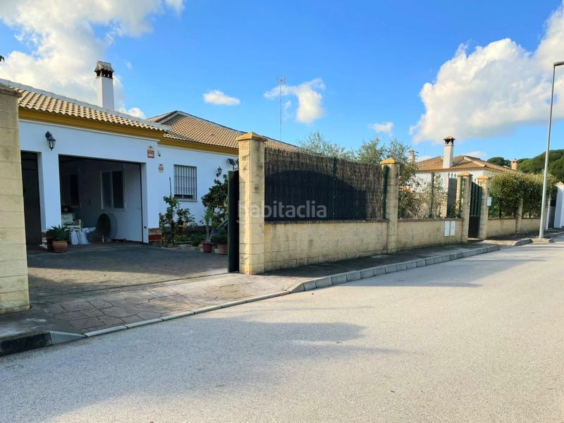 Foto bf41f8f8-588f-42b9-abc2-8335d917a7b3. Casa amb calefacció aparcament piscina a Hinojos