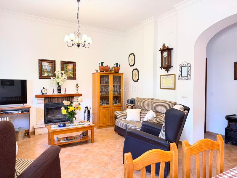 Foto f5b2de44-cdee-43a1-908f-cfdee2608c04. Casa amb calefacció aparcament piscina a Hinojos