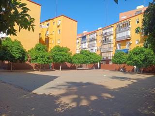 Appartement  Calle plaza alegre. Oportunidad piso en venta en el cerro del aguila avda de hytasa!