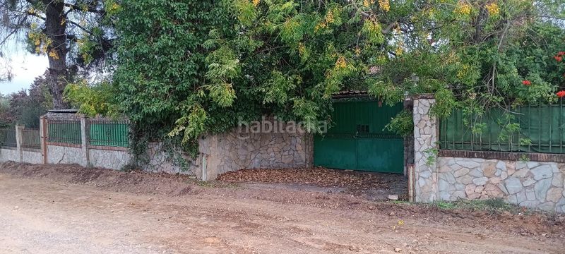 Foto b73ca1a4-4712-4cc7-91a1-0d6f9329b93d. Xalet amb piscina a Carmona