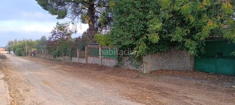 Foto db92a646-a72f-46f7-ae0e-76a6333dfcfd. Xalet amb piscina a Carmona