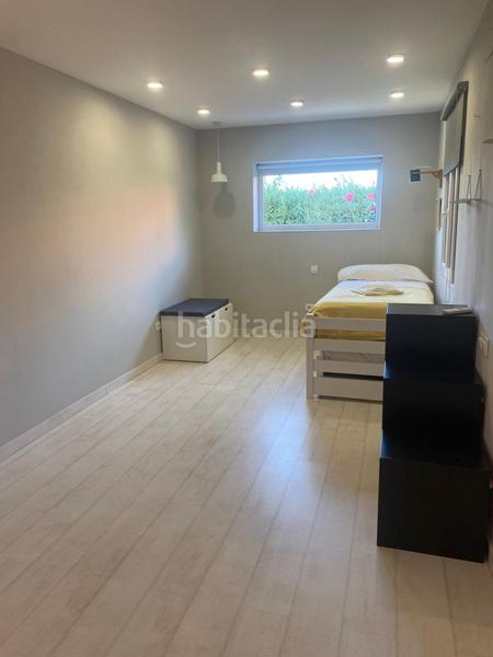 Foto fe3df833-c881-4350-a5d5-97f6214246c9. Location chalet avec parking piscine dans El Montgó Dénia