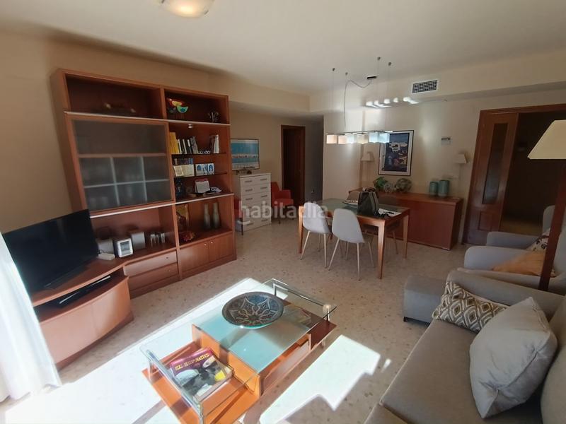 Foto 77b68de9-e8e7-42ff-941f-97a5cb04e0d2. Alquiler apartamento  en alquiler en casco urbano, 3 dormitorios. en Dénia