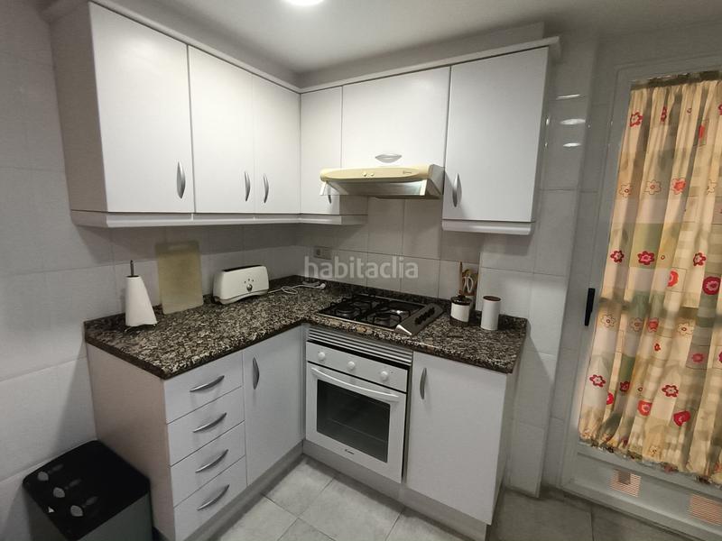 Foto c7e41974-9262-4e91-9764-df09be3cfaa3. Alquiler apartamento  en alquiler en casco urbano, 3 dormitorios. en Dénia