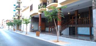 Lloguer Local Comercial  Colon. Local com. en alquiler en casco urbano.