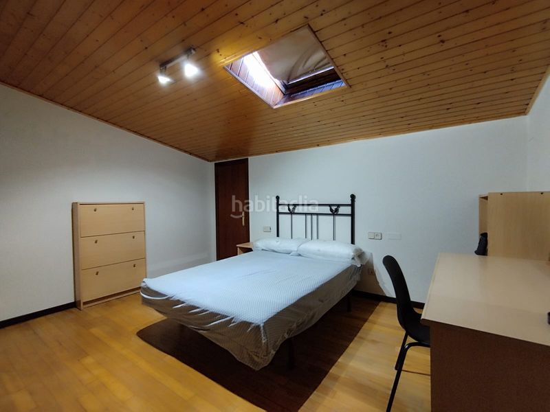 Foto 3f81e81b-7935-47bf-9ff1-3d2b82814542. Miete etagenwohnung in Os Mallos Coruña (A)