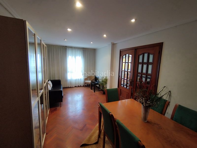 Foto d0d533cf-0d88-4d9c-8510-63520eee7861. Miete etagenwohnung in Os Mallos Coruña (A)