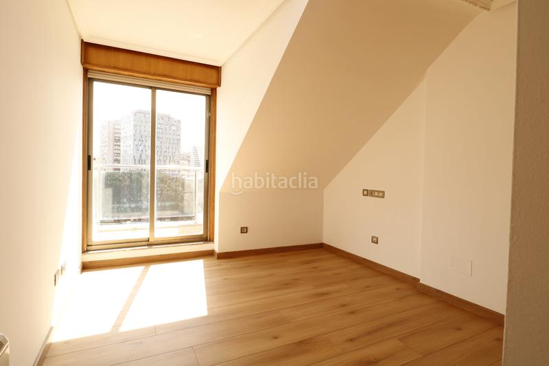 Foto ad1edaca-79f4-46ce-a9f8-cbc33ad15310. Ático en rúa juan de ciorraga 5 - bajo ático único con espectacular terraza en Coruña (A)