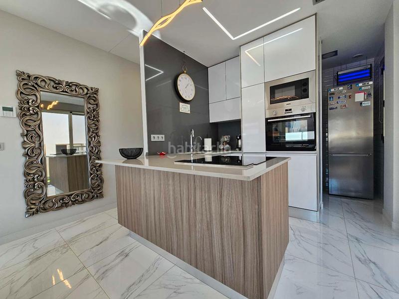 Foto 8d8565a3-edb0-41a0-a7b4-ea1ae12177d5. Chalet mit pool in Los Almendros Orihuela