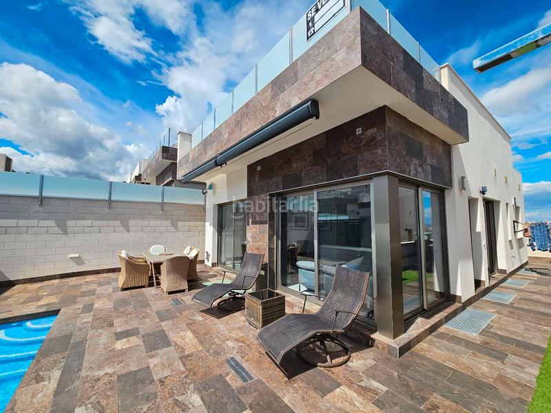 Foto fa2f4d79-f04b-4d50-892a-e0e8c65c5c94. Chalet mit pool in Los Almendros Orihuela