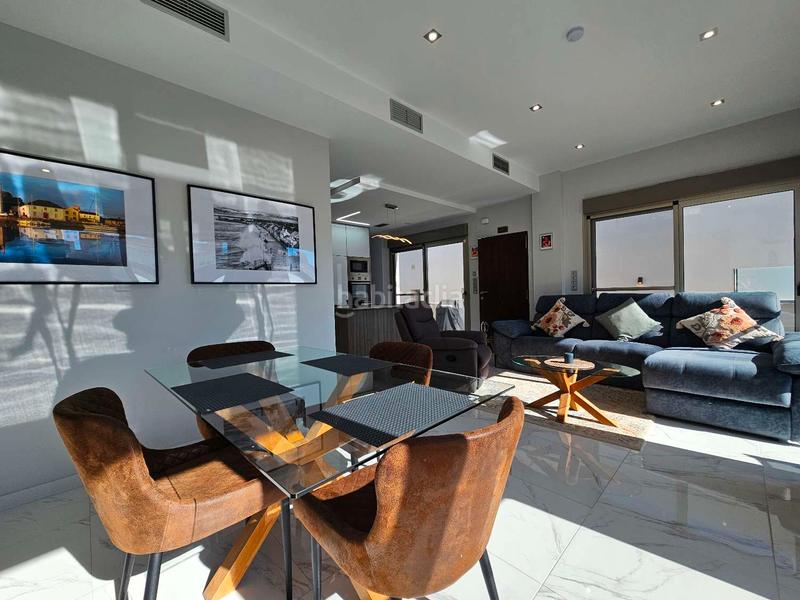 Foto 3f5039ca-5a0c-4836-be2b-94449b7acf35. Chalet with pool in Los Almendros Orihuela