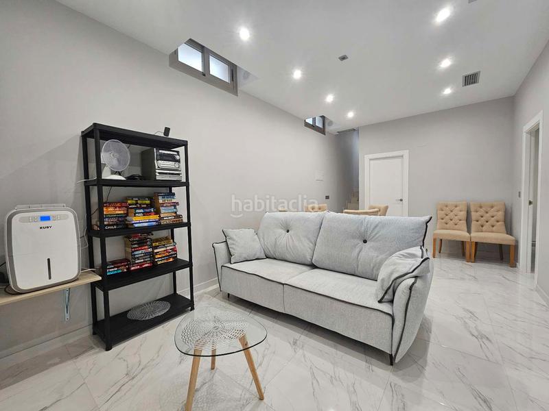 Foto 7ad908c0-b4cc-4e2c-825d-942beffac45d. Chalet with pool in Los Almendros Orihuela