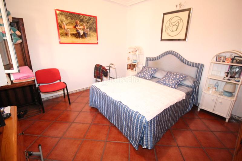 Foto 237398bc-397b-4bed-abda-37980735f475. Chalet mit parking pool in Zona Carrefour - Urbanizaciones Torrevieja