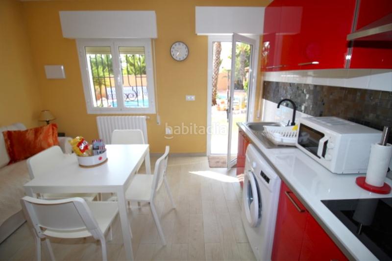 Foto 9e5ad570-0ce3-4263-a0b4-e63a83a49df5. Chalet mit parking pool in Zona Carrefour - Urbanizaciones Torrevieja