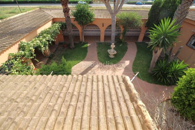 Foto 1894b2a3-2334-4726-b010-bb8f4c462130. Chalet with parking pool in Zona Carrefour - Urbanizaciones Torrevieja