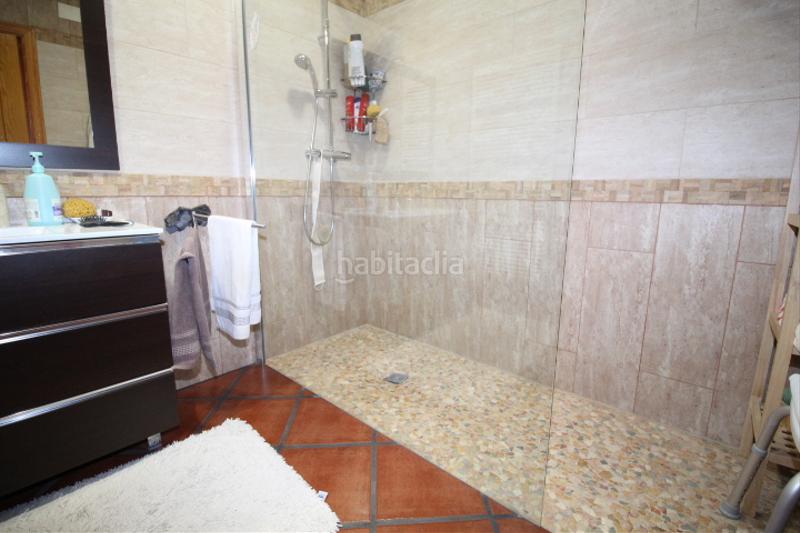 Foto 90b62ec9-4c58-4e95-828a-f418dc3a6b8f. Chalet avec parking piscine dans Zona Carrefour - Urbanizaciones Torrevieja