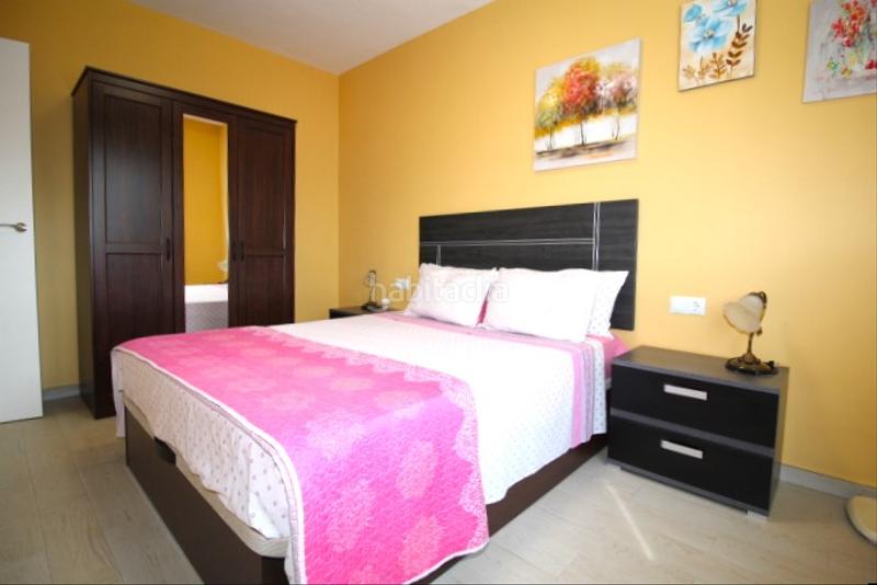 Foto b93fbaca-6fc9-458f-ab7d-3814f30333b8. Chalet avec parking piscine dans Zona Carrefour - Urbanizaciones Torrevieja