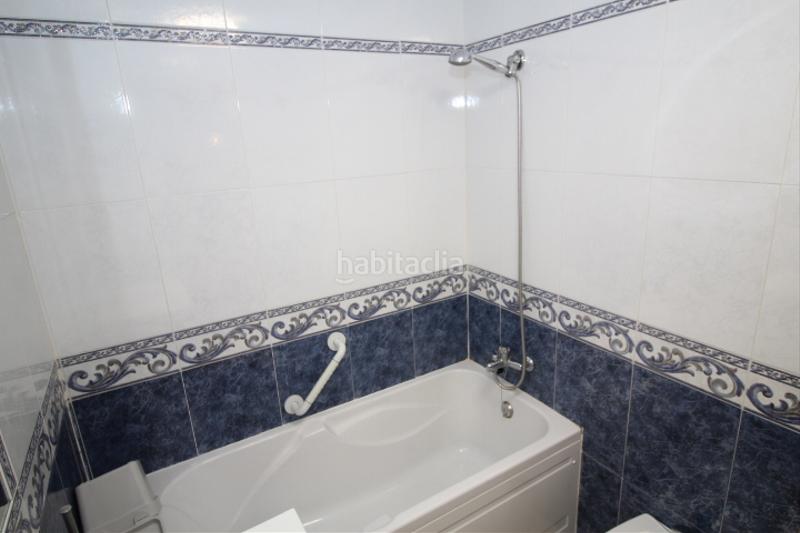 Foto 3aa80760-c61b-4126-8293-d84d74c390ff. Apartamento en Villamartín-Las Filipinas Orihuela
