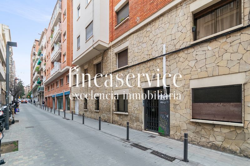 Foto f8e373e7-e3d9-494b-9a68-f211a4349a20. Pis amb calefacció a Sants Barcelona