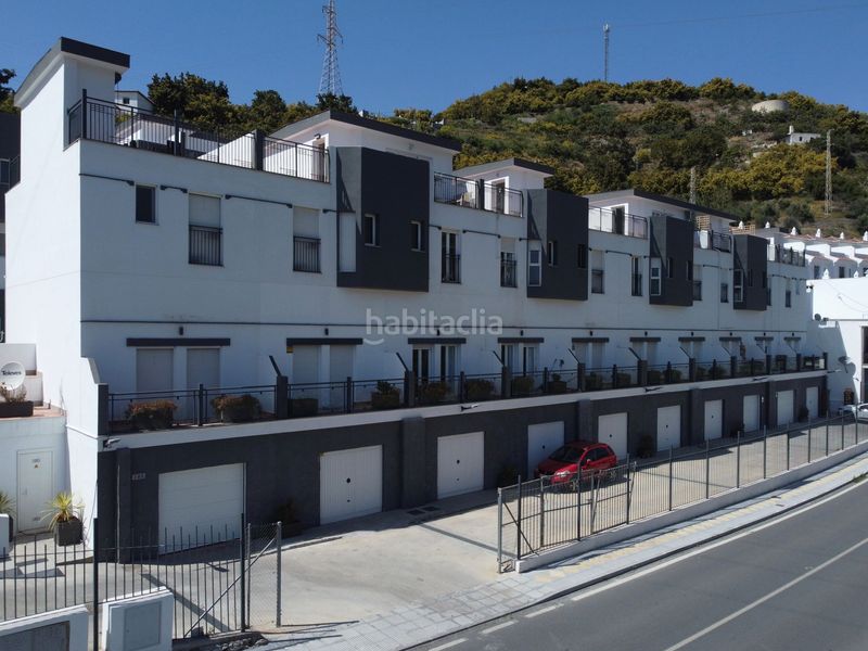 Foto b7004852-9557-4fbe-9284-8c6c184804b7. Casa adossada a de torrecuevas a Torrecuevas - Lomas del Gato Almuñécar